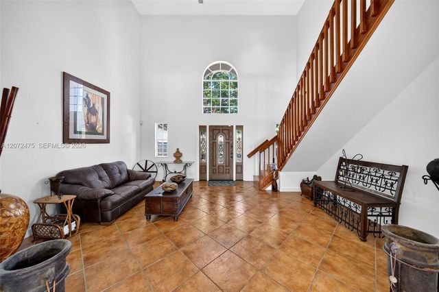 6903 SW 158th Avenue, Miami, FL 33193