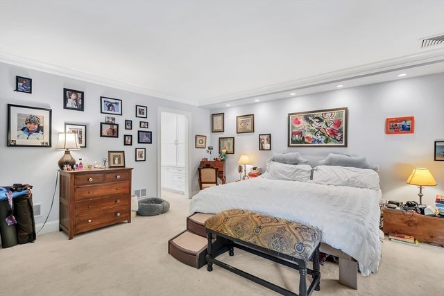 34 Solomon Pierce, Lexington, MA 02420