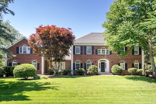 34 Solomon Pierce, Lexington, MA 02420