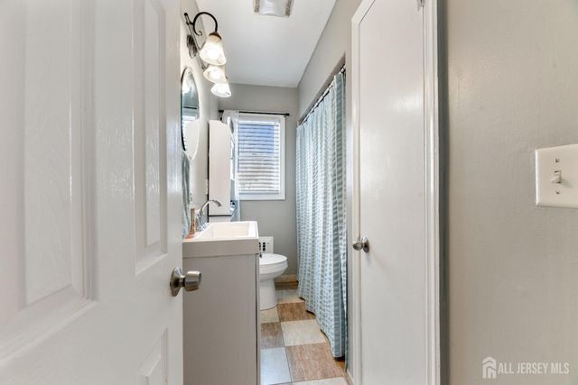 95 William Place, Totowa, NJ 07512