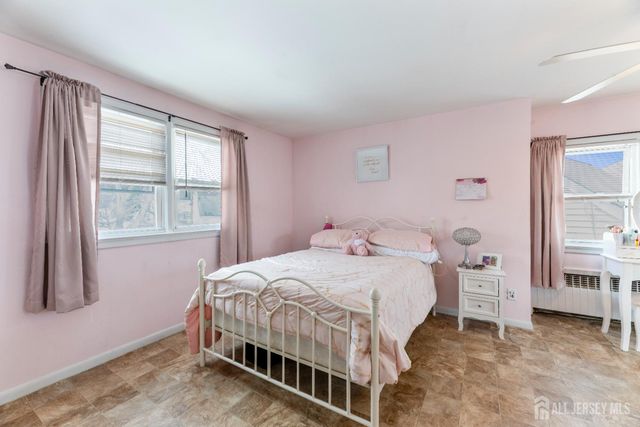 95 William Place, Totowa, NJ 07512