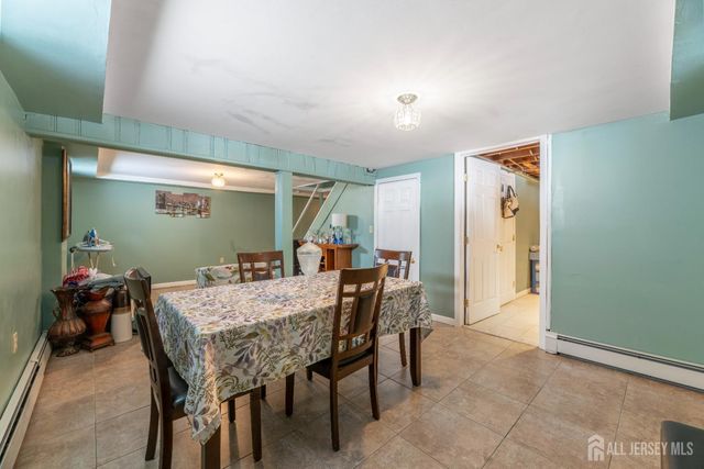 95 William Place, Totowa, NJ 07512