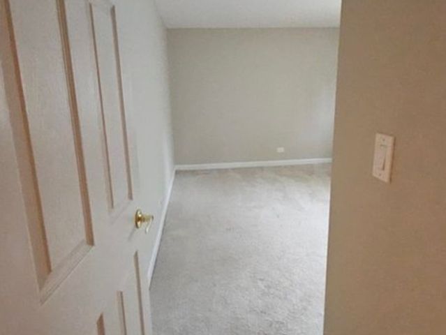 10S771 Clarendon Hills Road 208, Willowbrook, IL 60527