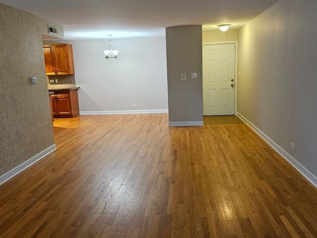 10S771 Clarendon Hills Road 208, Willowbrook, IL 60527