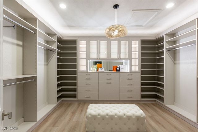 10637 Patina Hills Court, Las Vegas, NV 89135