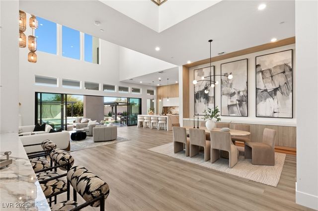 10637 Patina Hills Court, Las Vegas, NV 89135