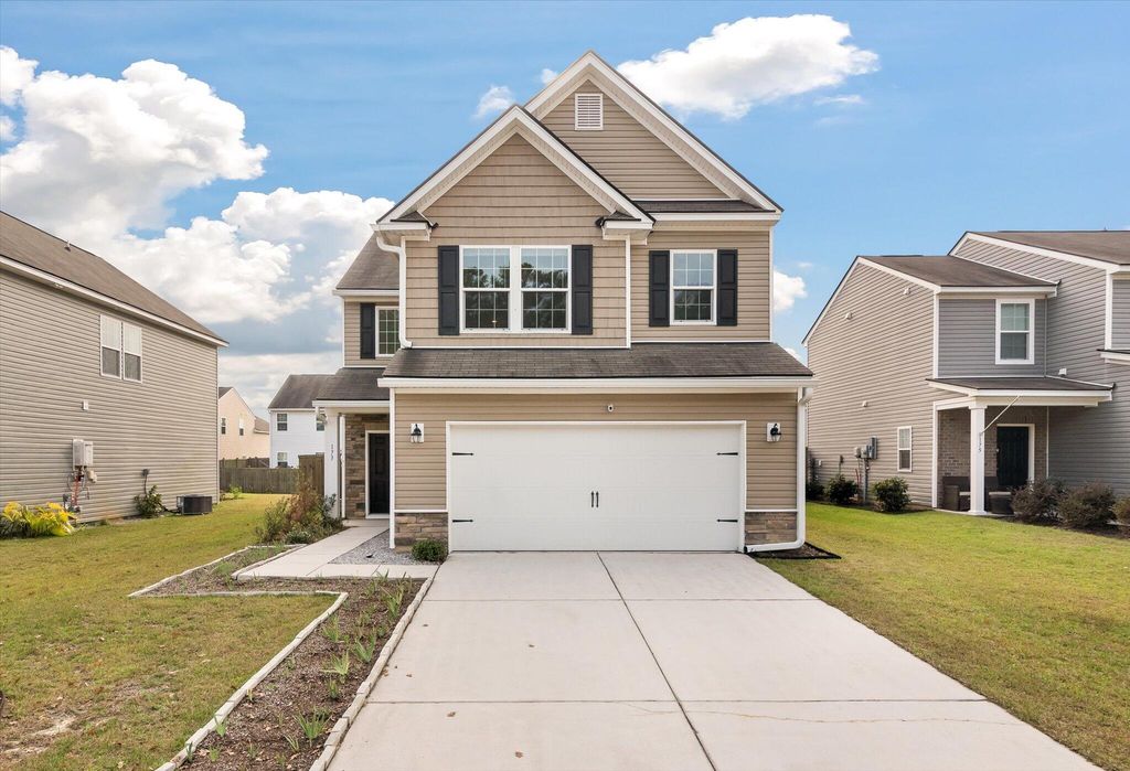 173 Daniels Creek Circle, Goose Creek, SC 29445
