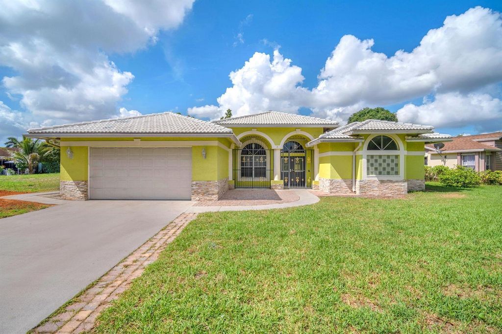 4100 Temple Street, West Palm Beach, FL 33407