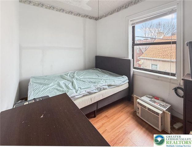 208 Hobart Street, Bethlehem City, PA 18015