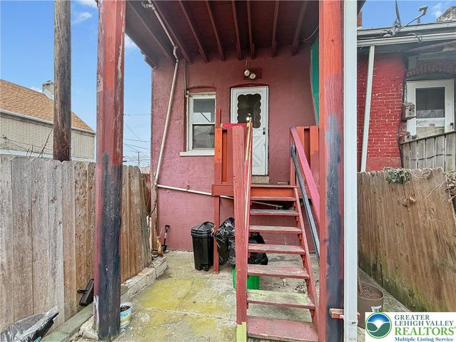 208 Hobart Street, Bethlehem City, PA 18015