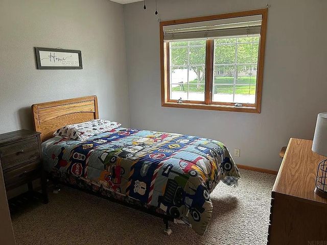 5407 Marius Drive, Cedar Falls, IA 50613