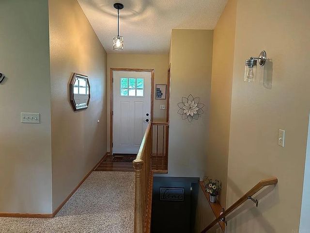 5407 Marius Drive, Cedar Falls, IA 50613