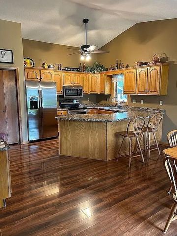 5407 Marius Drive, Cedar Falls, IA 50613
