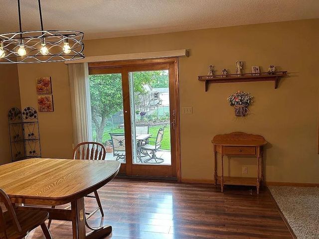 5407 Marius Drive, Cedar Falls, IA 50613