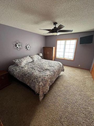 5407 Marius Drive, Cedar Falls, IA 50613