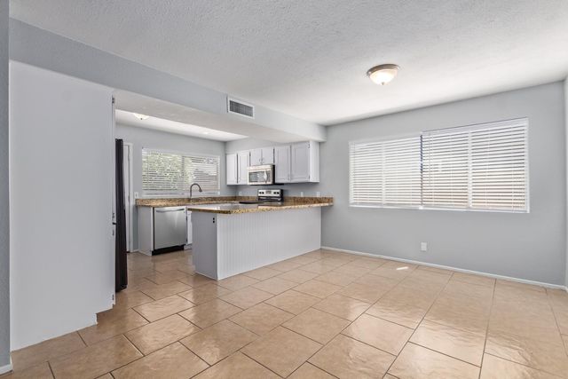 2609 N Nebraska Street, Chandler, AZ 85225