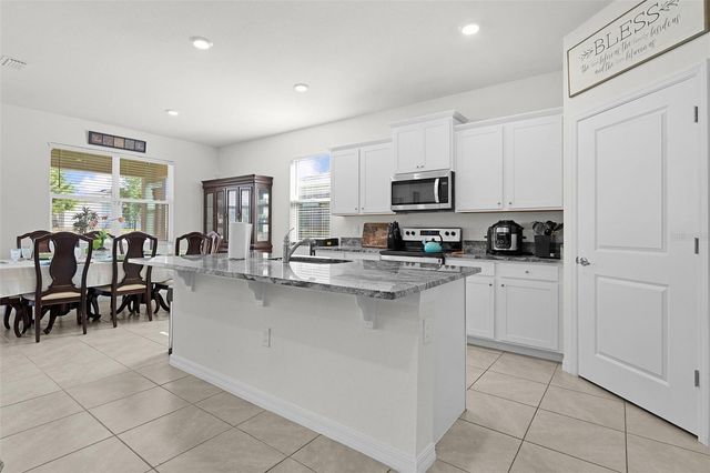 5092 STOKES WAY, Wildwood, FL 34785