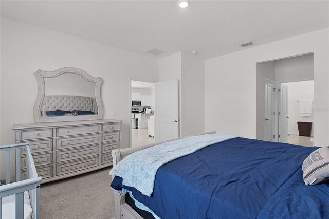 5092 STOKES WAY, Wildwood, FL 34785