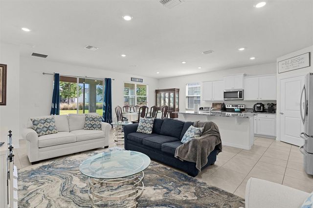 5092 STOKES WAY, Wildwood, FL 34785