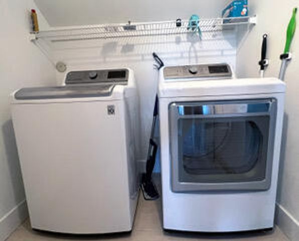 606 Mainsail Circle, Jupiter, FL 33477