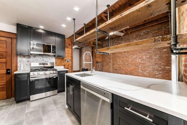 871 Delaware Avenue, Columbus, OH 43215