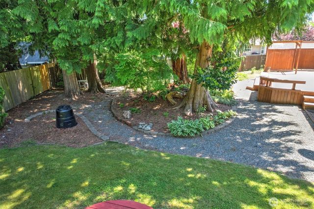 4013 Creek Place, Mount Vernon, WA 98273
