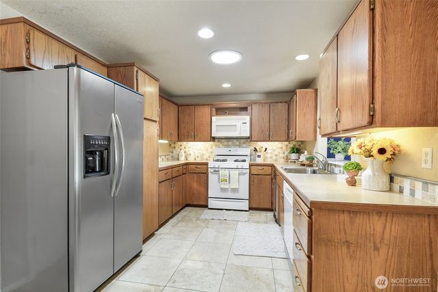 4013 Creek Place, Mount Vernon, WA 98273