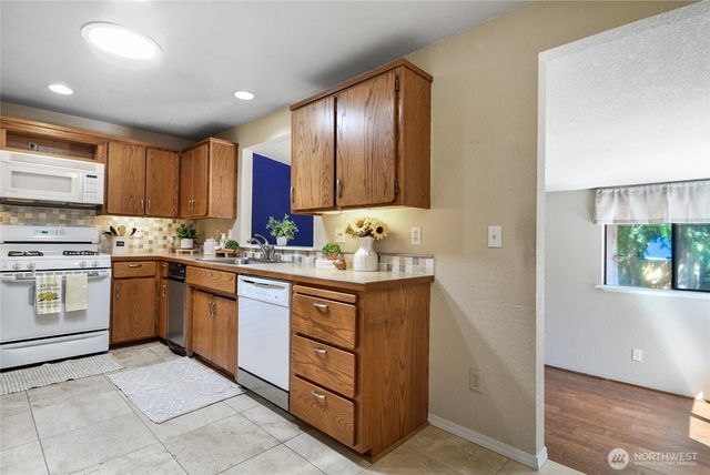 4013 Creek Place, Mount Vernon, WA 98273