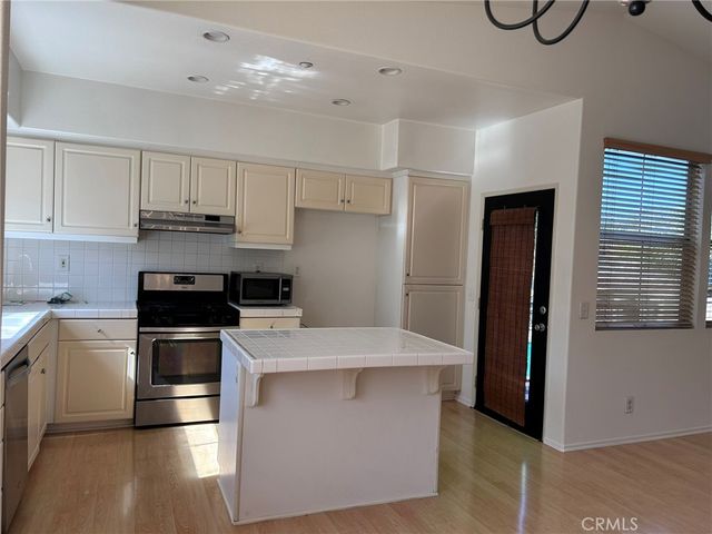 3506 Orangewood, Irvine, CA 92618