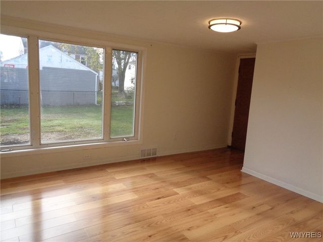 132 June Road, Tonawanda, NY 14217