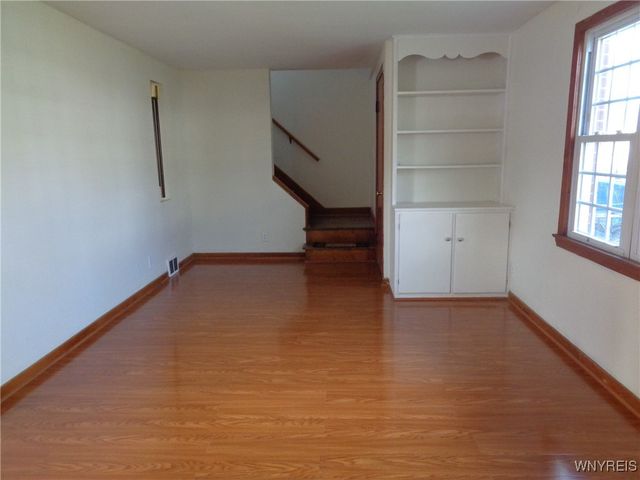 132 June Road, Tonawanda, NY 14217