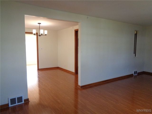 132 June Road, Tonawanda, NY 14217