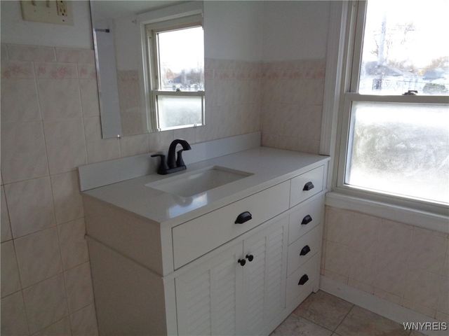 132 June Road, Tonawanda, NY 14217