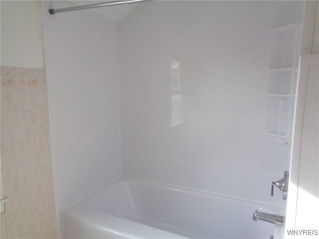 132 June Road, Tonawanda, NY 14217