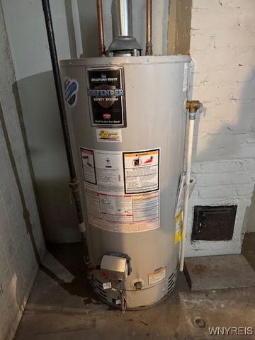 132 June Road, Tonawanda, NY 14217