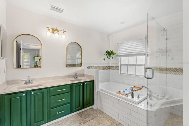 533 W YALE STREET, Orlando, FL 32804