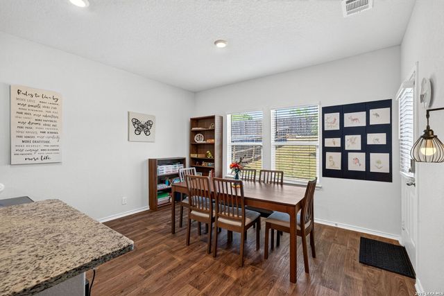 6714 Greensleeves, San Antonio, TX 78252