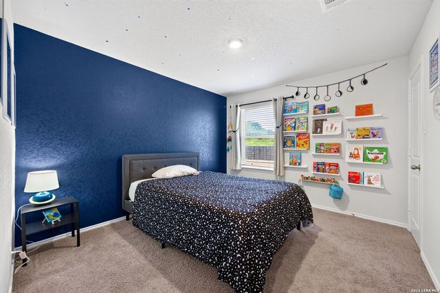 6714 Greensleeves, San Antonio, TX 78252