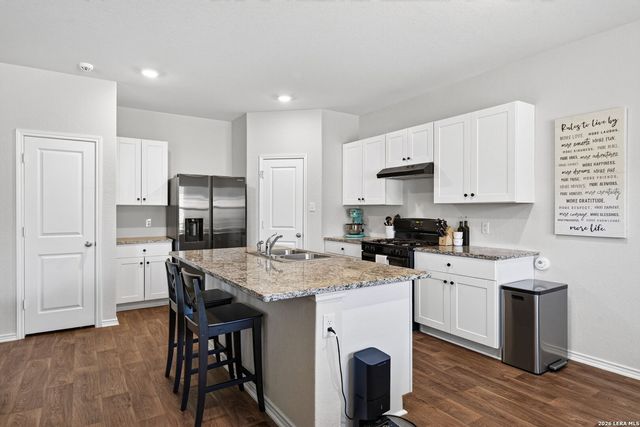 6714 Greensleeves, San Antonio, TX 78252