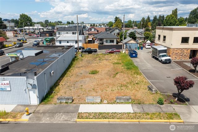3073 3rd Street NE, Auburn, WA 98002