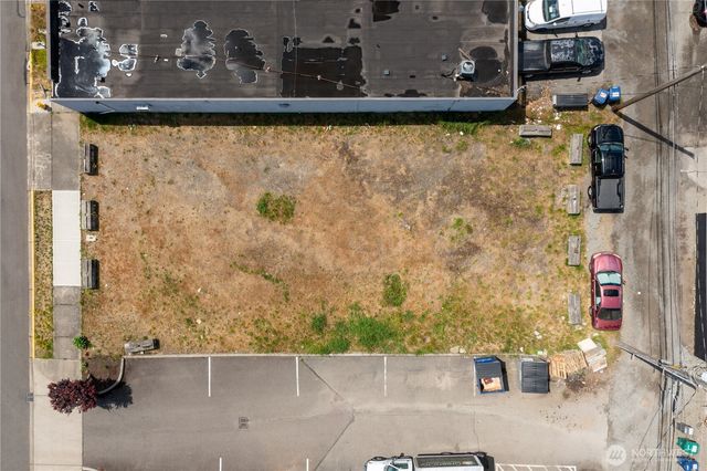 3073 3rd Street NE, Auburn, WA 98002