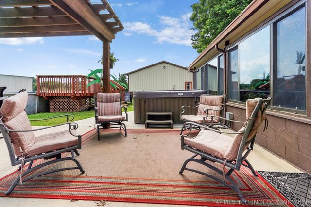 4152 W Oak Street, Skiatook, OK 74070