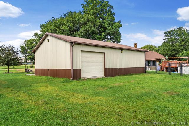 4152 W Oak Street, Skiatook, OK 74070