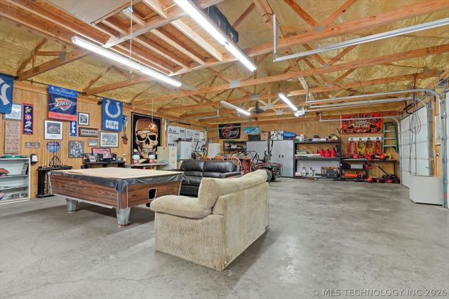 4152 W Oak Street, Skiatook, OK 74070