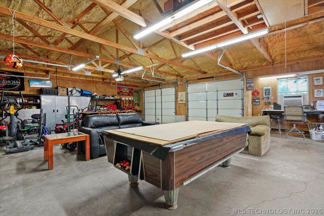 4152 W Oak Street, Skiatook, OK 74070