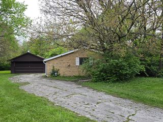 8621 W 167th Place, Orland Park, IL 60462