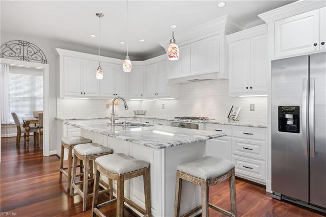 1050 Collection Creek WAY, Virginia Beach, VA 23454