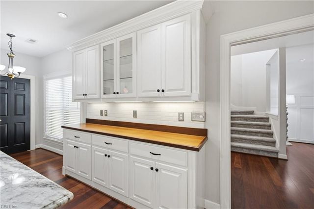 1050 Collection Creek WAY, Virginia Beach, VA 23454