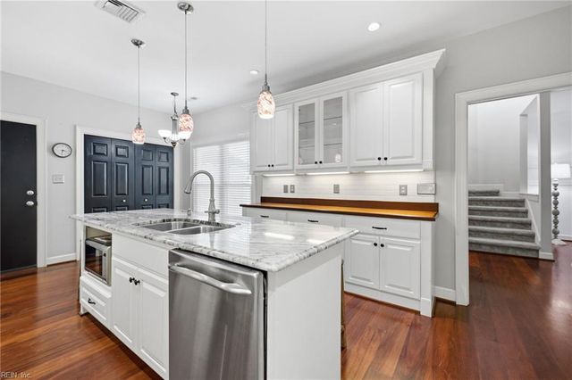 1050 Collection Creek WAY, Virginia Beach, VA 23454