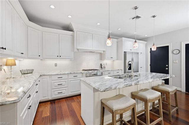1050 Collection Creek WAY, Virginia Beach, VA 23454